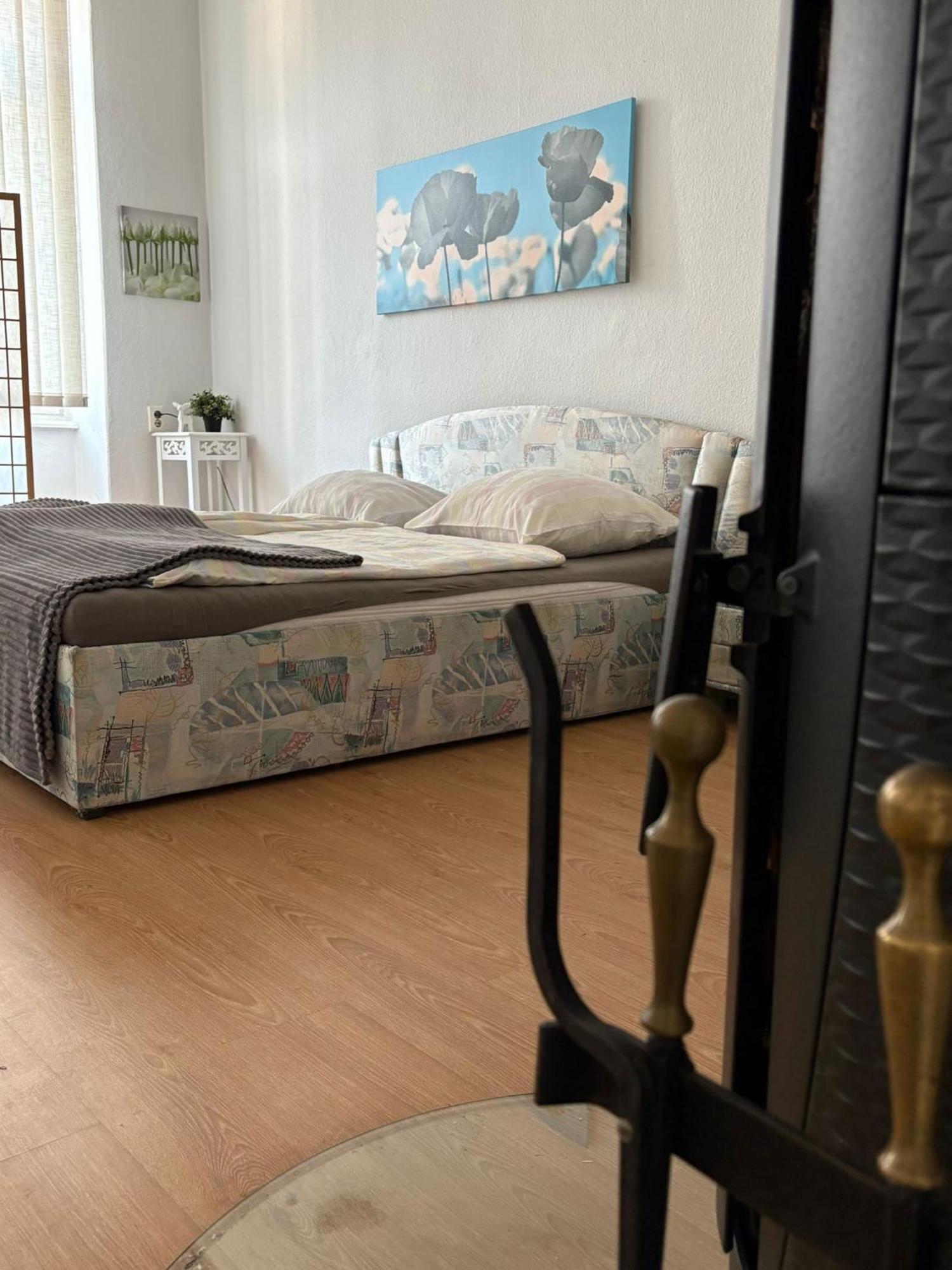 Nr 3 Grosszuegiges Kamin-Zimmer Mit King-Size Bett Im Zentrum Annaberg-Buchholz Exterior foto